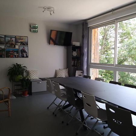 Le Grand Val Bed & Breakfast Lavastrie Eksteriør bilde