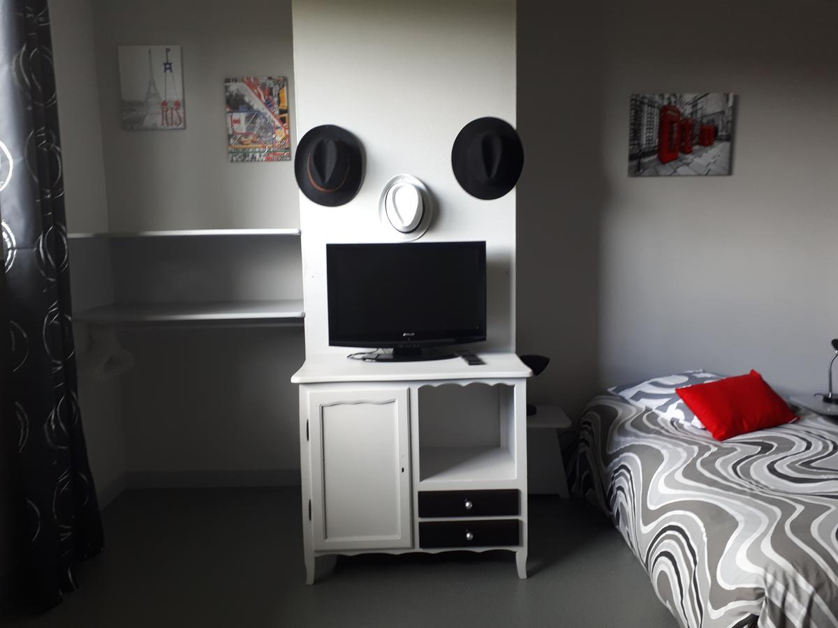 Le Grand Val Bed & Breakfast Lavastrie Eksteriør bilde